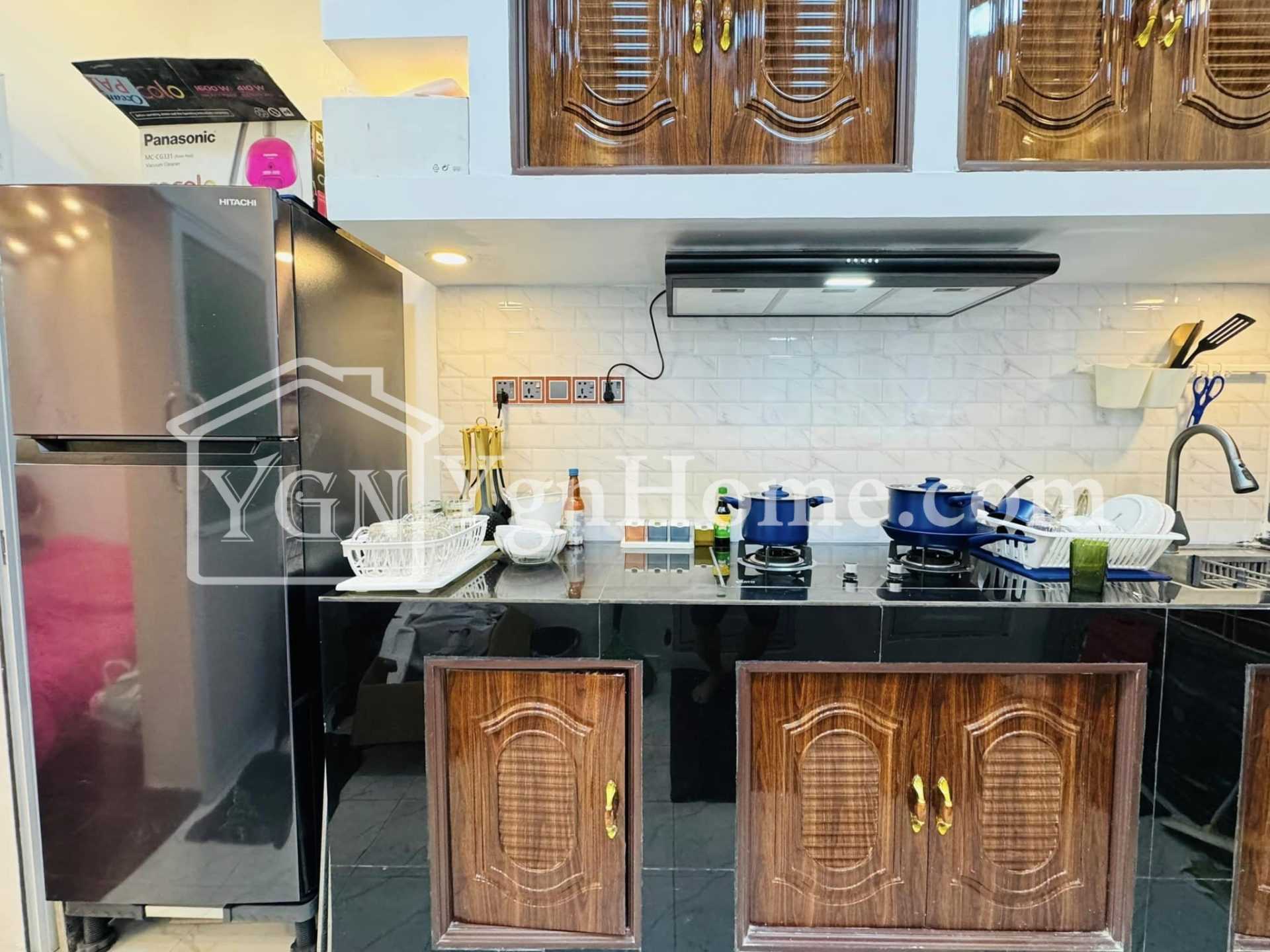 ကြည့်မြင်တိုင် ညဈေးမှတ်တိုင်အနီး 12.5x50 ပြင်ဆင်ပြီး မြေညီထပ် အမြန်င ...